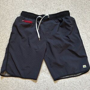 Vuori Banks shorts, Medium